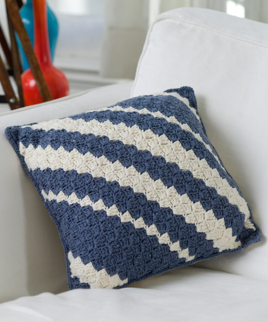 27 Easy Crochet Pillow Patterns Guide Patterns