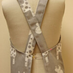 Free Pattern Easy To Make The Cross Back Apron For Adults And Children