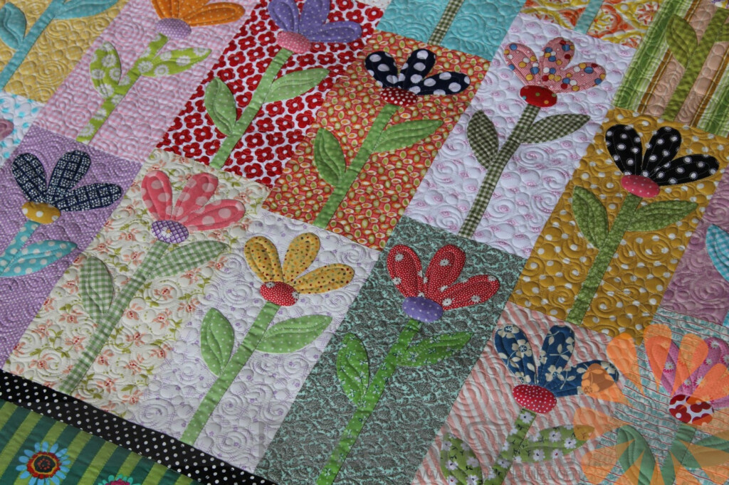 Piece N Quilt Scrappy Flower Quilt Custom Machine Quilting By 