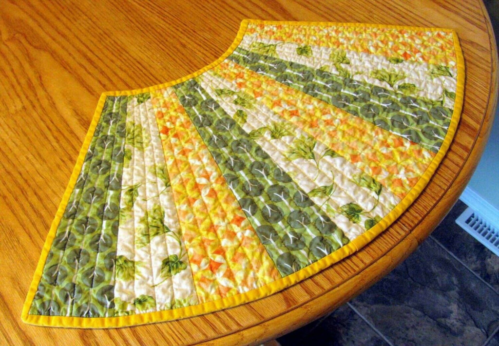 ROUND TABLE Placemat Patterns Quilted Placemat Patterns Placemats 